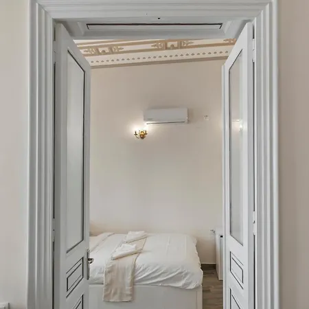 Appartamento Old Town Heritage Near French Embassy - Royal View *