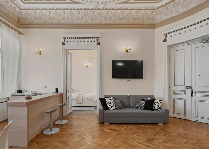 Old Town Heritage Near French Embassy - Royal View Bucareste